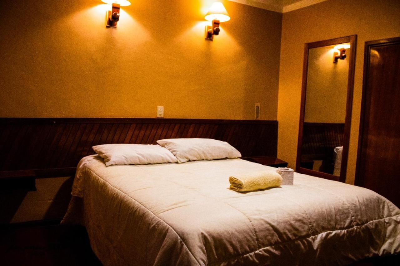 هواراس Hotel La Casona De Alpamayo المظهر الخارجي الصورة